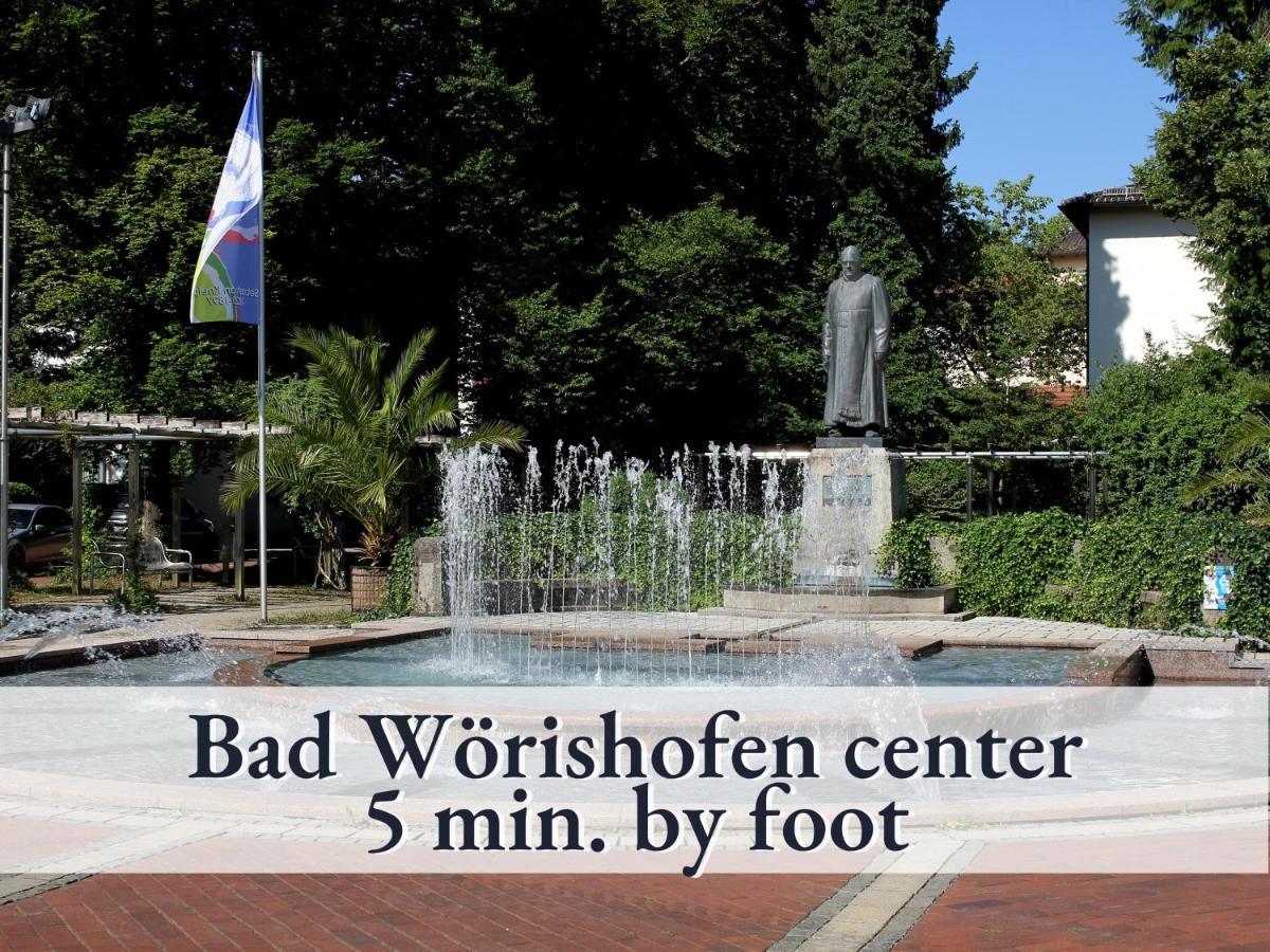 Sehr Grosse Ferienwohnung In Bester Lage Mit Grosser Sonnenterrasse L Innenstadtnaehe L 1 Minute Zum Bahnhof L Grosse Kueche L Tv L Extra-Wc L Free-Wlan L Willkommen Im Hallo!-Apartment 5 Бад-Верісгофен Екстер'єр фото